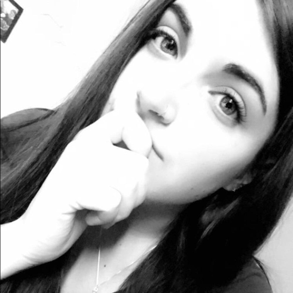Meet your Posher, Jessica